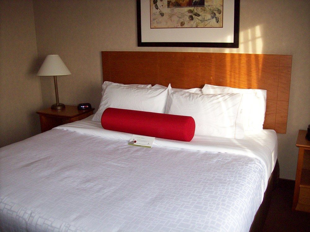 Clarion Pointe Hotel Rimbey Exterior foto